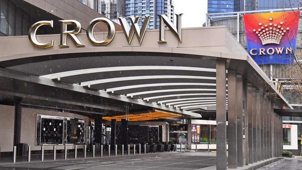 does crown casino have online gaming option
